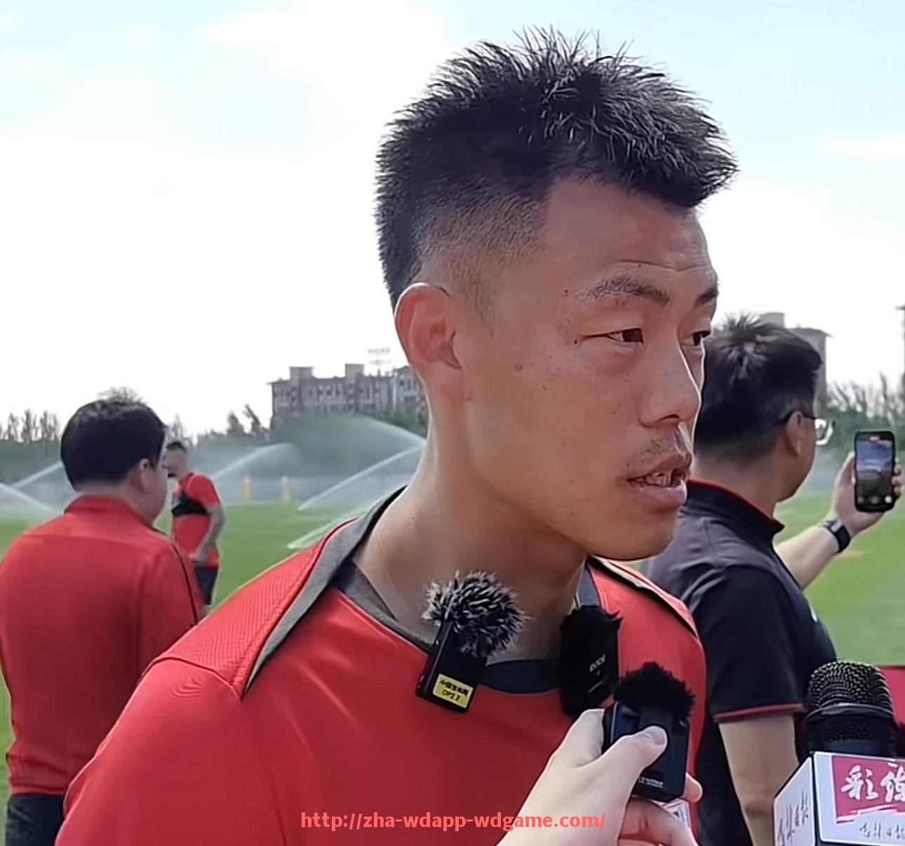 问鼎娱乐官网-黄蓝军团崛起:帕尔马意甲2024赛季的突破与未来野望